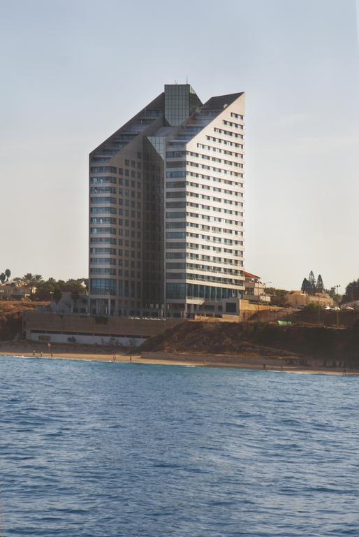 Okeanos Suites Herzliya Hotel by Herbert Samuel Exterior foto